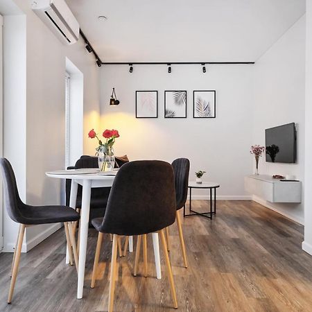 Owls Hill Apartment Kaunas Ngoại thất bức ảnh